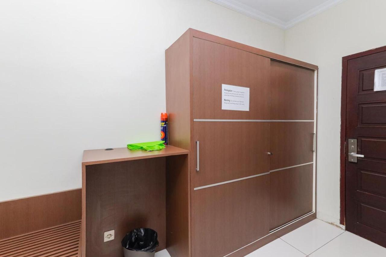 Koolkost Syariah At Taman Simprug Cikarang Hotel Bekasi